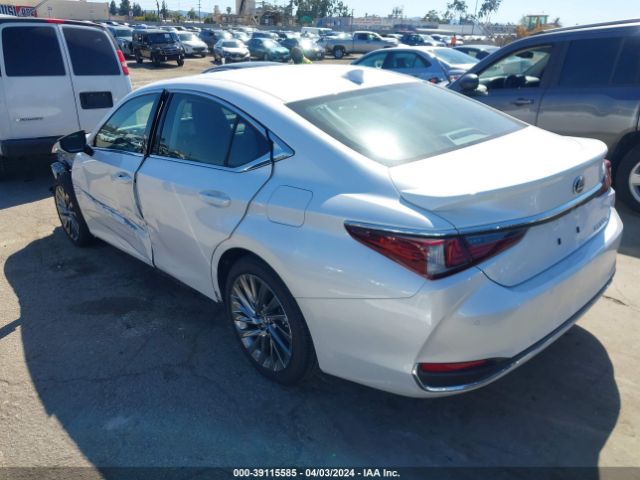 58AEA1C14RU039763 Lexus Es 300h Luxury