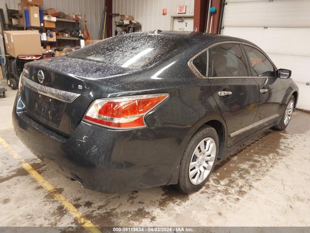 Nissan Altima 2.5 S 2015 1N4AL3AP1FN335214 Image 4