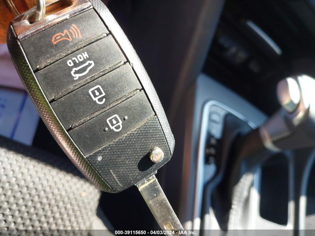 KIA Optima Lx 2019 5XXGT4L33KG349934 Image 11