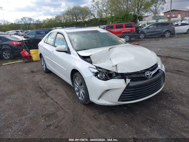 Toyota CAMRY XLE 2015 4T1BF1FK1FU898045 Image 1