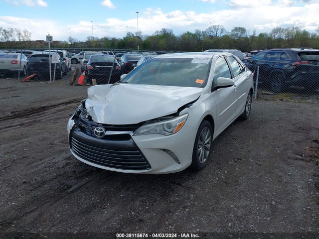 Toyota CAMRY XLE 2015 4T1BF1FK1FU898045 Image 2