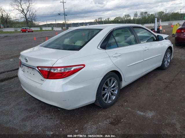 Toyota CAMRY XLE 2015 4T1BF1FK1FU898045 Image 4