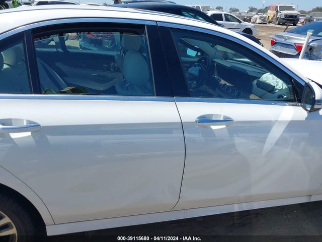 Mercedes-Benz E 350 2021 W1KZF8DB9MA969480 Image 13
