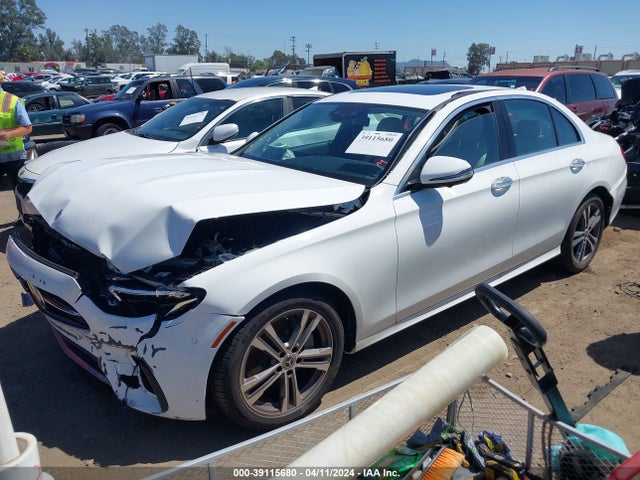Mercedes-Benz E 350 2021 W1KZF8DB9MA969480 Image 2