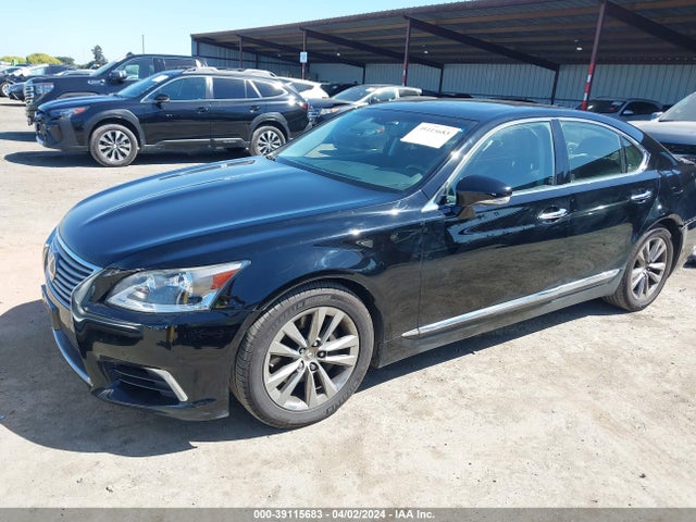 Lexus LS 460 2014 JTHBL5EF7E5127881 Image 2