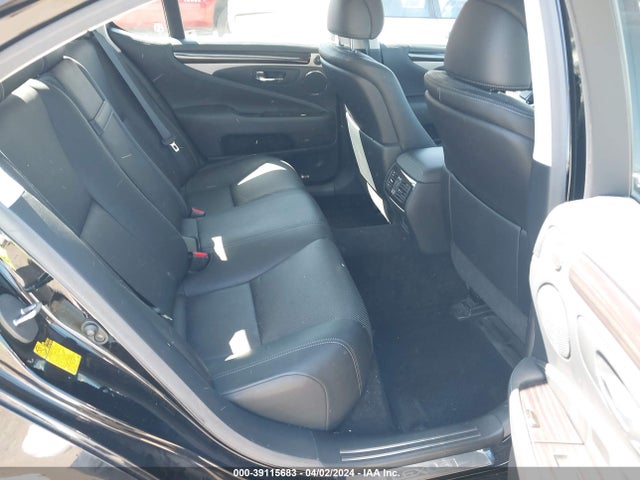 Lexus LS 460 2014 JTHBL5EF7E5127881 Image 8