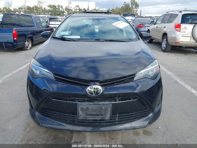 Toyota COROLLA LE 2018 5YFBURHE1JP821214 Image 12