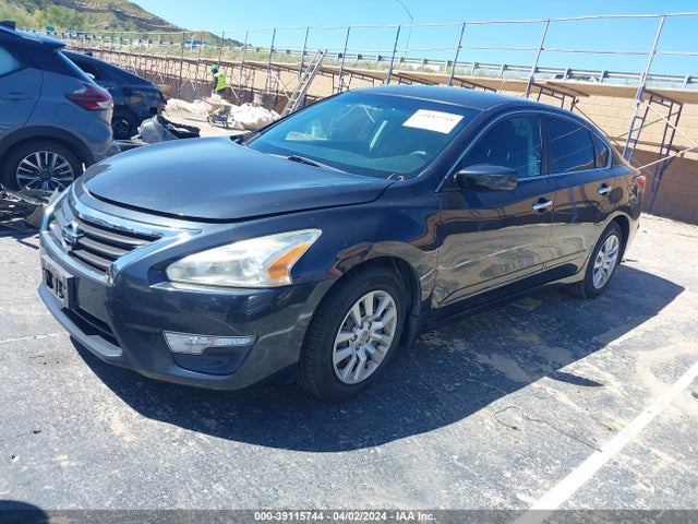 Nissan Altima 2.5 S 2014 1N4AL3AP1EC422170 Image 2