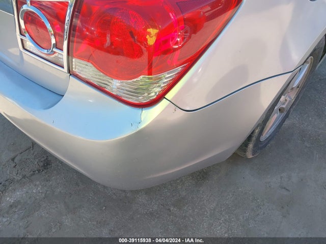Chevrolet Cruze 1lt Auto 2015 1G1PC5SB3F7115654 Image 6