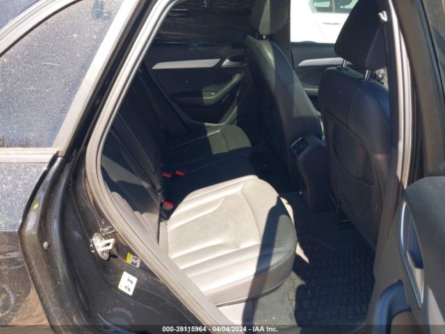 WA1BCCFS8JR019462 Audi Q3 2.0t Sport Premium