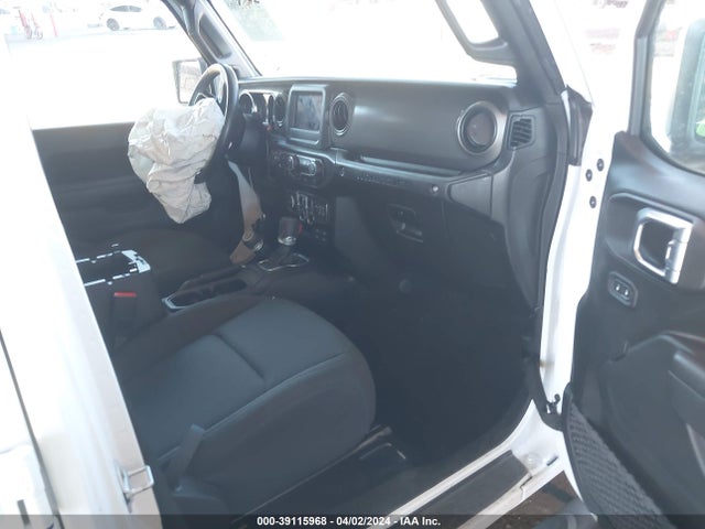 1C4HJXDN1MW831136 Jeep Wrangler Unlimited Sport S 4x4