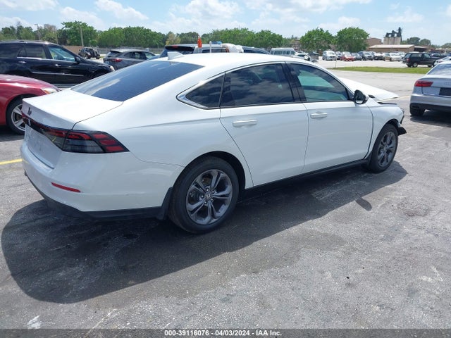 Honda ACCORD EX 2024 1HGCY1F35RA023411 Image 4