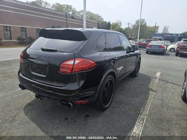2011 PORSCHE CAYENNE WP1AC2A20BLA82433 Photo 3