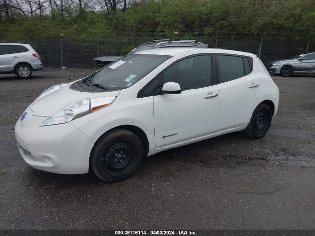 Nissan LEAF S 2015 1N4AZ0CP5FC321936 Image 2