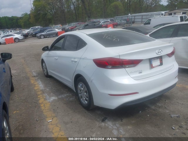 Hyundai ELANTRA SE 2017 5NPD74LFXHH136090 Image 3