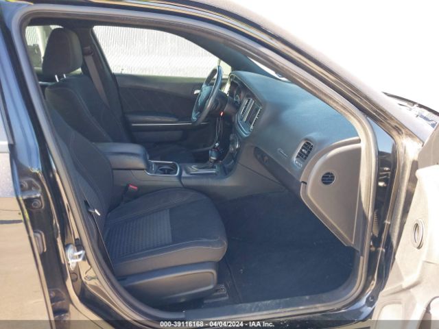 2C3CDXBG0KH745662 Dodge Charger Sxt Rwd