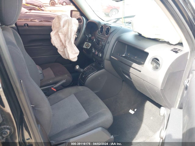1C4NJPBA0HD211334 Jeep Patriot Sport Fwd
