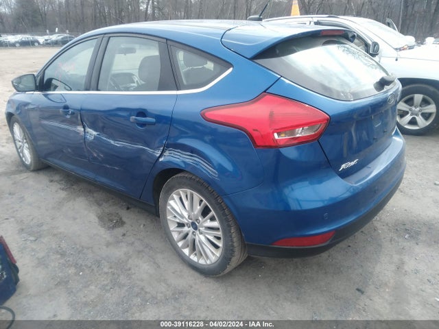 Ford Focus Titanium 2018 1FADP3N25JL289116 Image 3
