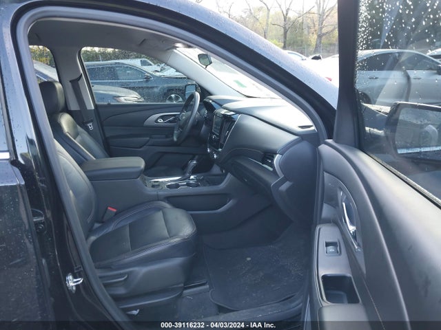 Chevrolet Traverse Ls 2018 1GNERFKW8JJ200028 Image 5