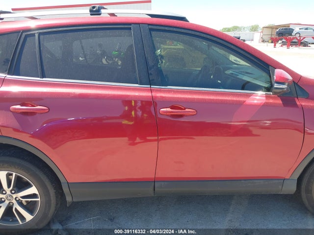 Toyota Rav4 Xle 2017 JTMWFREV6HJ107304 Image 13