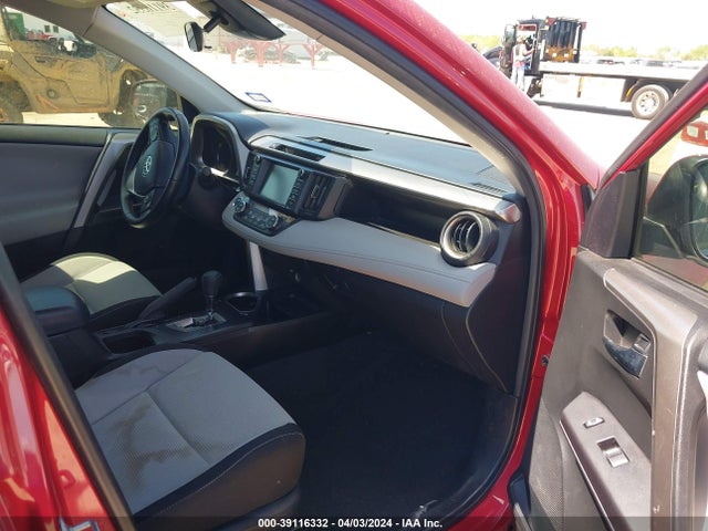 Toyota Rav4 Xle 2017 JTMWFREV6HJ107304 Image 5