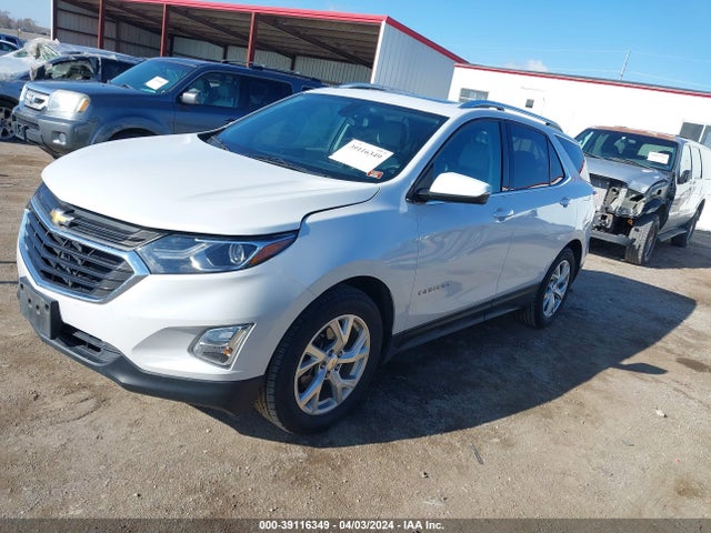 Chevrolet EQUINOX LT 2018 2GNAXKEX6J6209924 Image 2