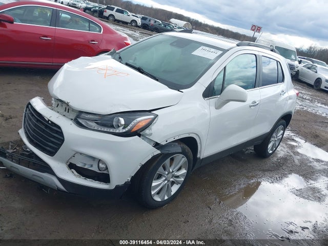 Chevrolet Trax Premier 2018 3GNCJRSBXJL221386 Image 2