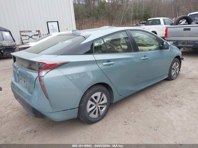 Toyota Prius Two Eco 2017 JTDKARFU6H3038167 Image 4