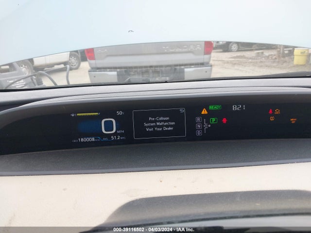 Toyota Prius Two Eco 2017 JTDKARFU6H3038167 Image 7