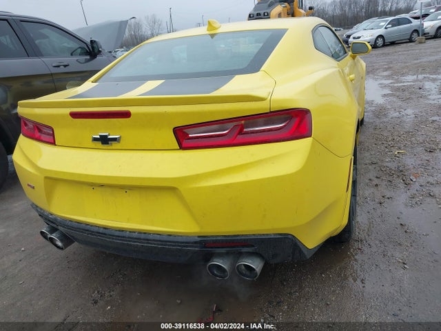 Chevrolet Camaro 2lt 2018 1G1FD1RS3J0143298 Image 16