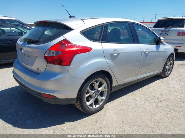 Ford FOCUS SE 2014 1FADP3K21EL177701 Image 4