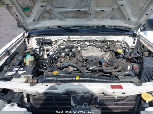2003 NISSAN FRONTIER 2WD 1N6ED29X93C463468 Photo 9