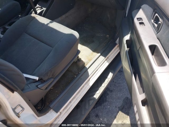 2003 NISSAN FRONTIER 2WD 1N6ED29X93C463468 Photo 4