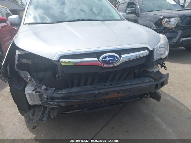 Subaru Forester 2.5i Limited 2016 JF2SJARC1GH526868 Image 6