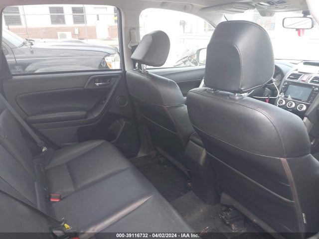 Subaru Forester 2.5i Limited 2016 JF2SJARC1GH526868 Image 8