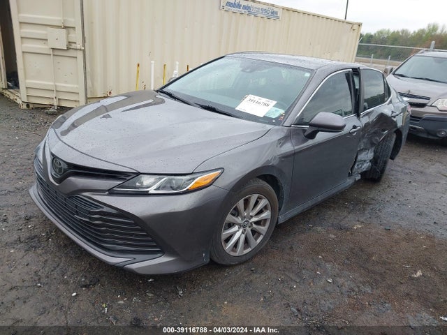 Toyota CAMRY LE 2020 4T1C11AK0LU891433 Image 2