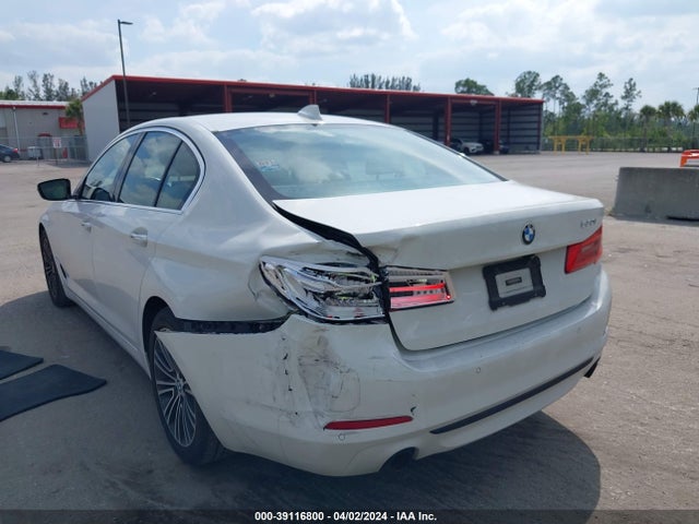BMW 530I 2018 WBAJA5C51JWA57277 Image 3