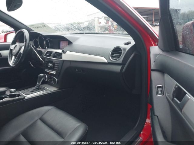 WDDGF4HBXER320610 Mercedes-Benz C 250 Luxury/sport