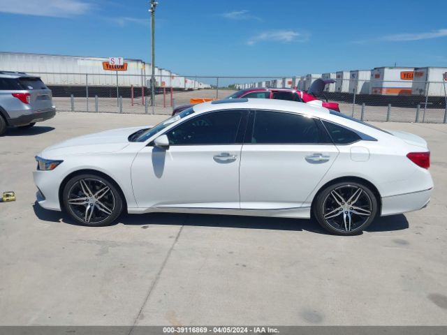 1HGCV2F92MA026889 Honda Accord Touring