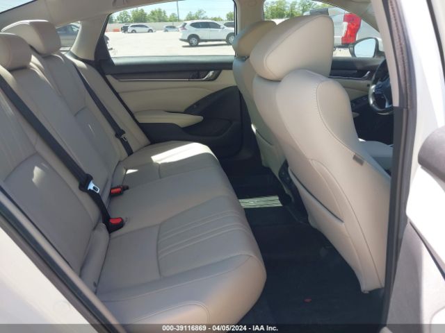 1HGCV2F92MA026889 Honda Accord Touring
