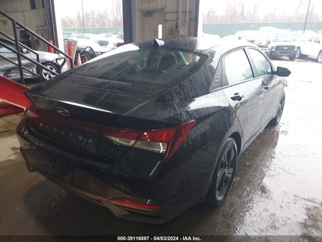 Hyundai ELANTRA SEL 2023 KMHLM4AG3PU582288 Image 4