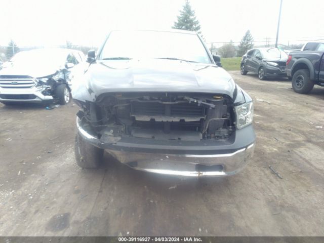 1C6RR7FG7JS182156 RAM 1500 Tradesman Quad Cab 4x4 6'4 Box