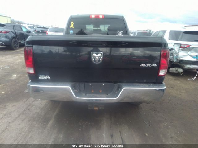 1C6RR7FG7JS182156 RAM 1500 Tradesman Quad Cab 4x4 6'4 Box