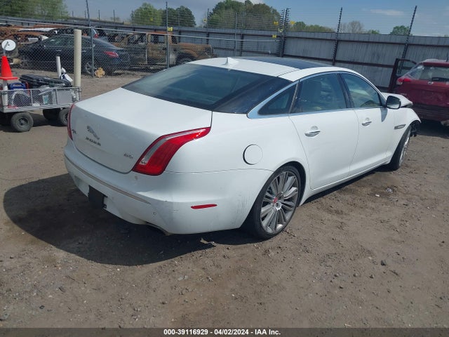 2015 JAGUAR XJ SAJWA2GZ8F8V90192 Photo 3