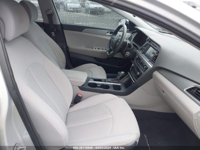 Hyundai SONATA SE 2016 5NPE24AF6GH331091 Image 5