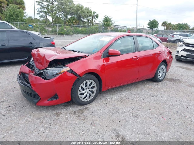 Toyota COROLLA LE 2018 2T1BURHE5JC977207 Image 2
