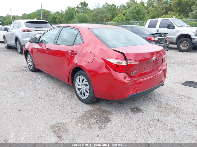 Toyota COROLLA LE 2018 2T1BURHE5JC977207 Image 3