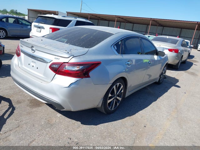 Nissan Altima 2.5 Sr 2017 1N4AL3AP9HC235196 Image 4