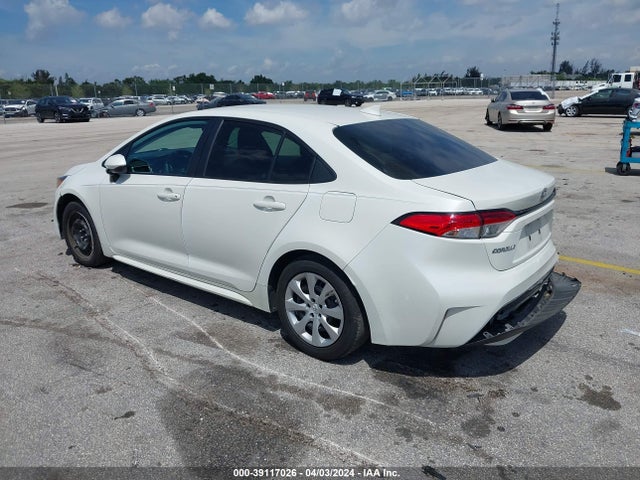 Toyota COROLLA LE 2021 5YFEPMAE5MP199190 Image 3