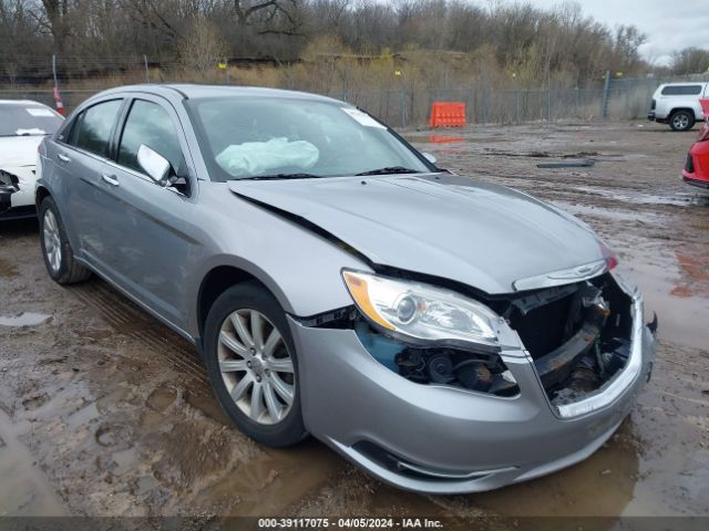 Auction sale of the 2013 Chrysler 200 Limited, vin: 1C3CCBCG2DN723449, lot number: 39117075